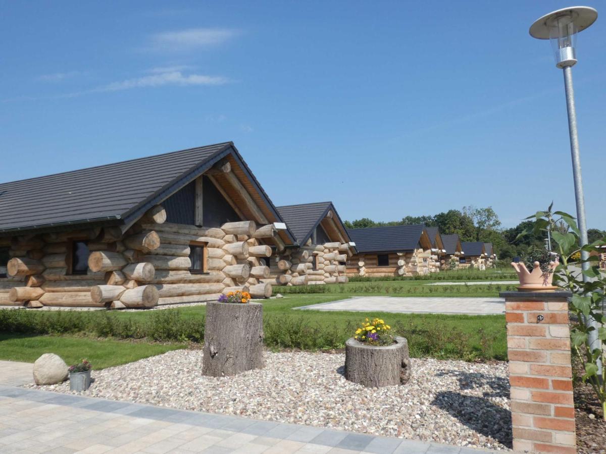Naturstammhaus Tollensesee Groß Nemerow Exteriér fotografie