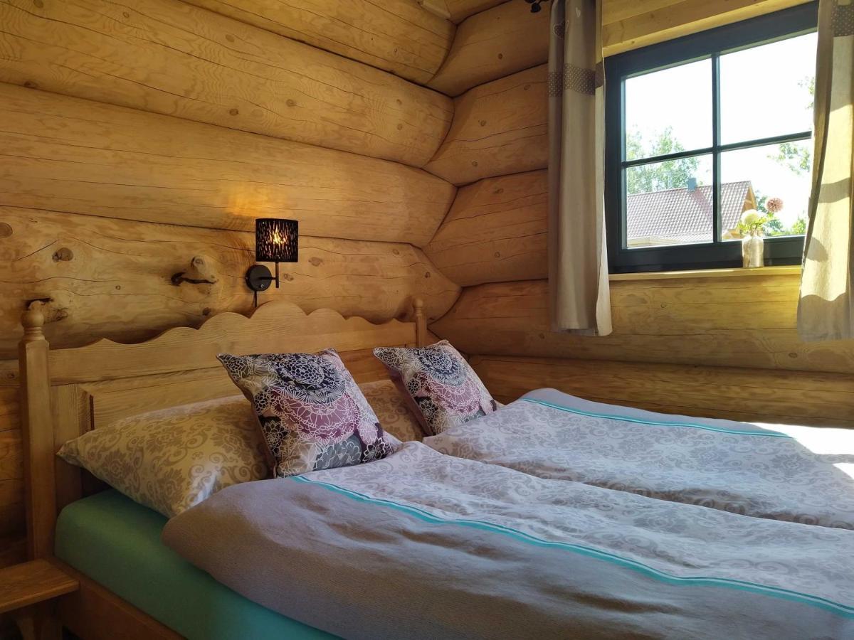 Naturstammhaus Tollensesee Groß Nemerow Exteriér fotografie
