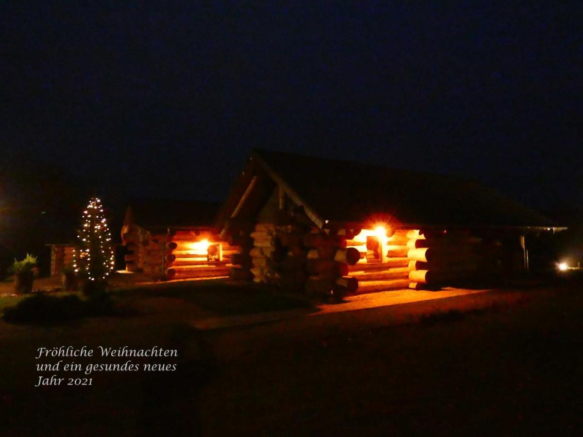 Naturstammhaus Tollensesee Groß Nemerow Exteriér fotografie